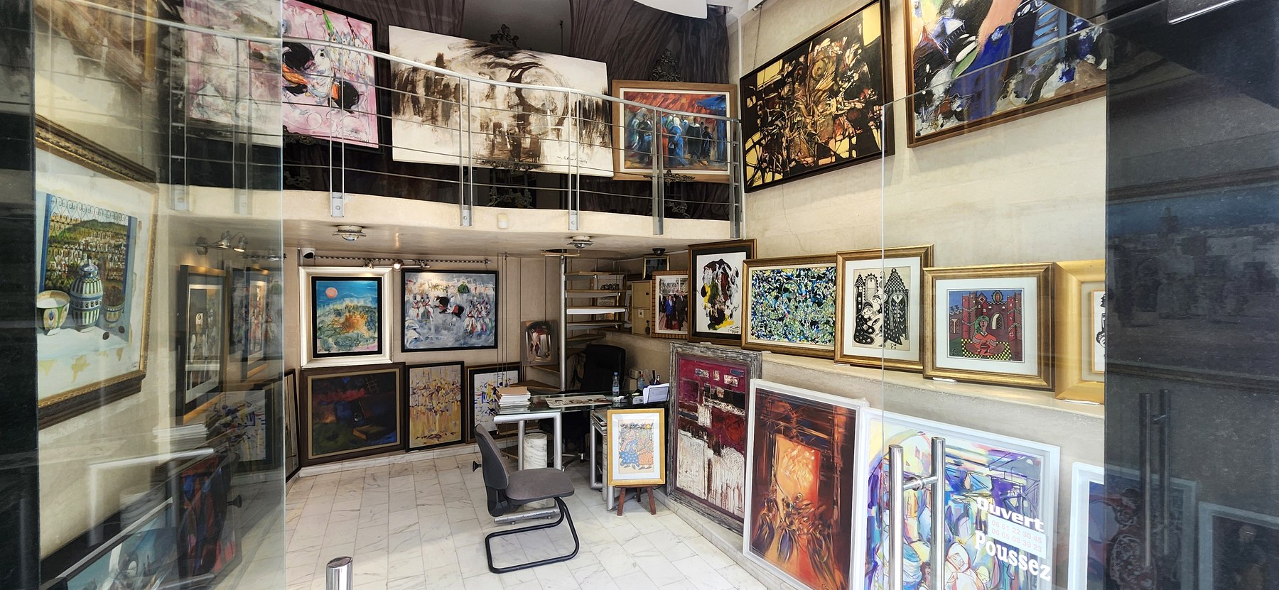 Intérieur Galerie Benya Art